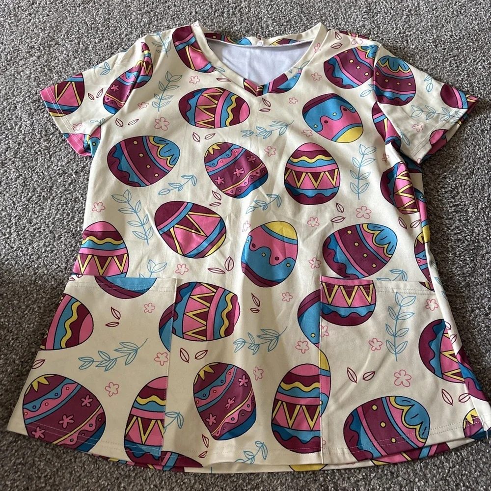 Large Scrub Top Easter‎ Themed With Pockets